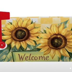 Sunflower Welcome Mailbox Cover